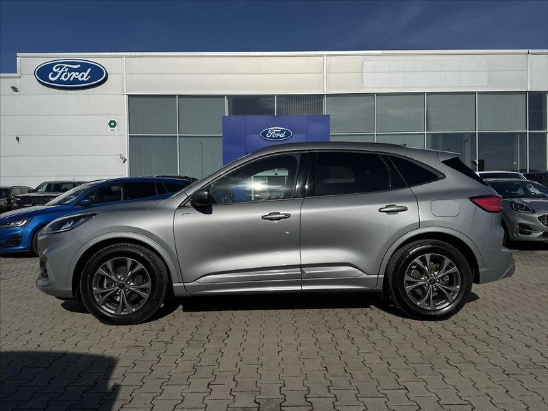 Ford Kuga 2,5 HEV 140kW ST-Line - fotka 2 z 25