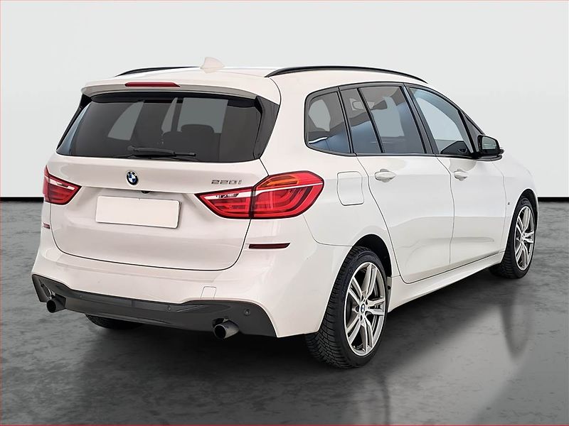 BMW Řada 2 (2017) M Sport 220i Gran Tourer - fotka 5 z 27