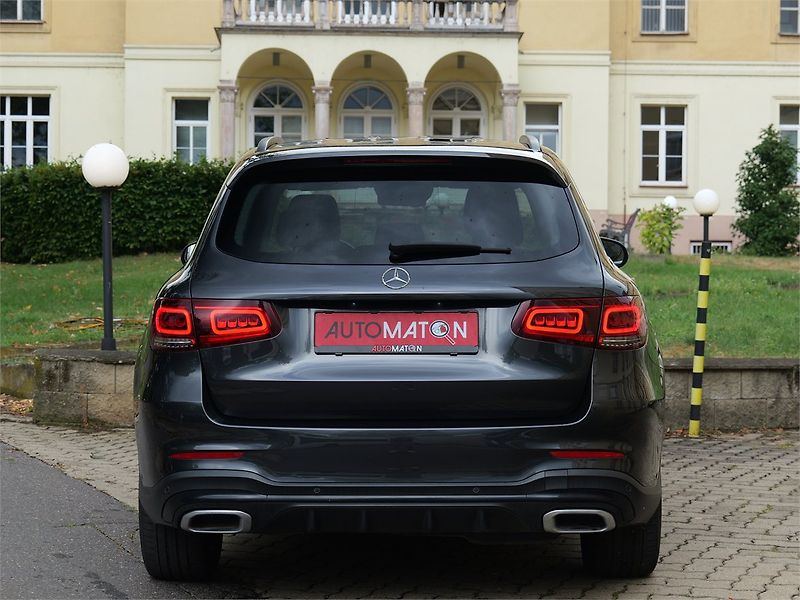 Mercedes-Benz GLC 220d 4M AMG Masáž 360° Webasto - fotka 3 z 32