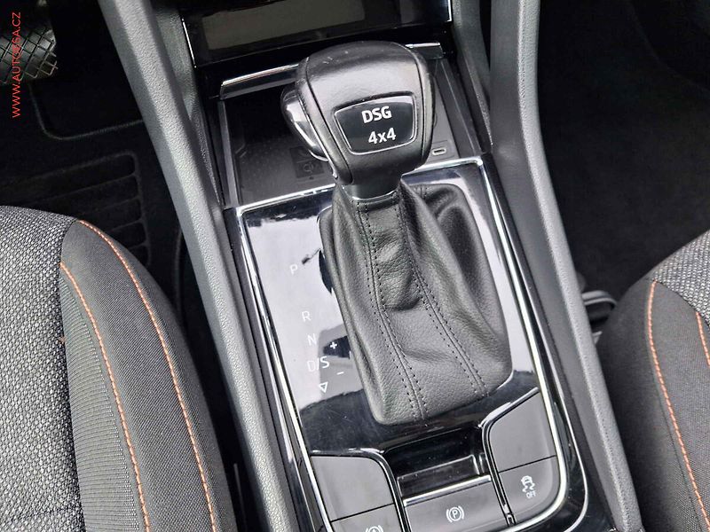 Škoda Karoq (2022) 2.0 TDi 4x4, Clever, DSG - fotka 13 z 25