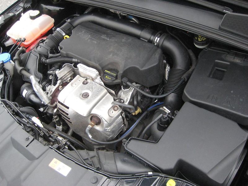 Ford Focus 1.0i 92 kW Ecob SPORT DPH-ČR! - fotka 22 z 23