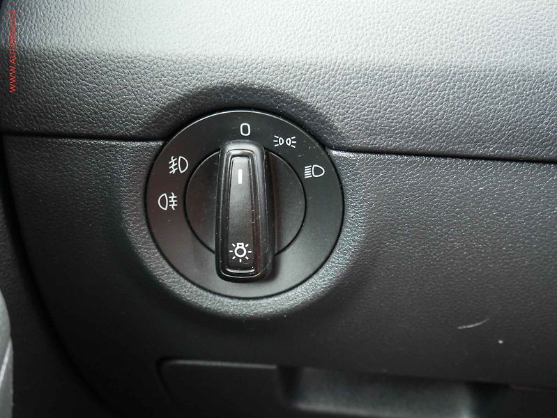 Škoda Octavia (2017) 1.6 TDI, ČR, Ambition, TZ - fotka 17 z 18
