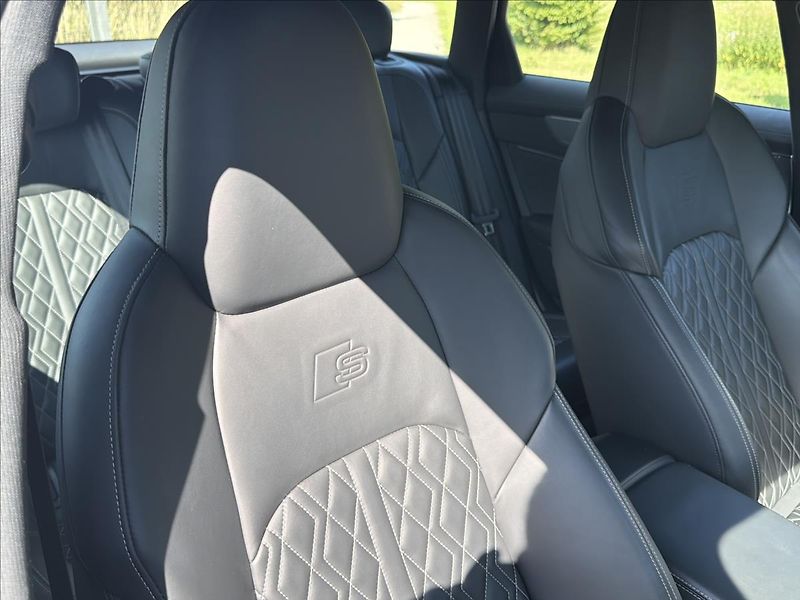 Audi A6 2,0 40 TDi 150 Kw S-Line DPH - fotka 12 z 26