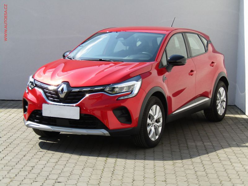 Renault Captur (2022) 1.4i, Intense, AT - fotka 3 z 3