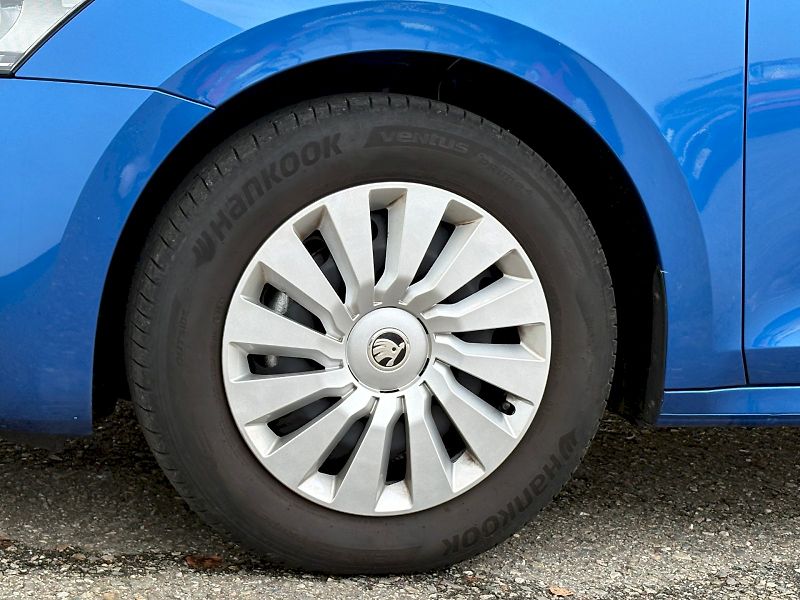 Škoda Octavia (2025) 1.5 TSI / 85 kW / ESSENCE - fotka 19 z 25