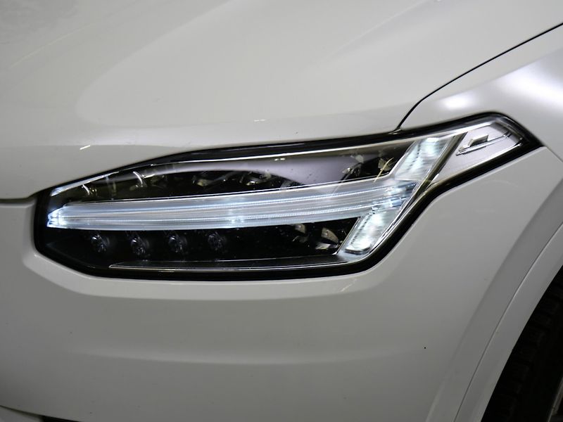 Volvo XC90 - fotka 9 z 27