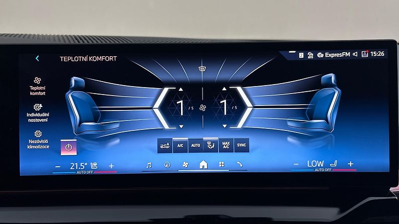 BMW i5 40 AUT eDrive M-paket Touring - fotka 30 z 33