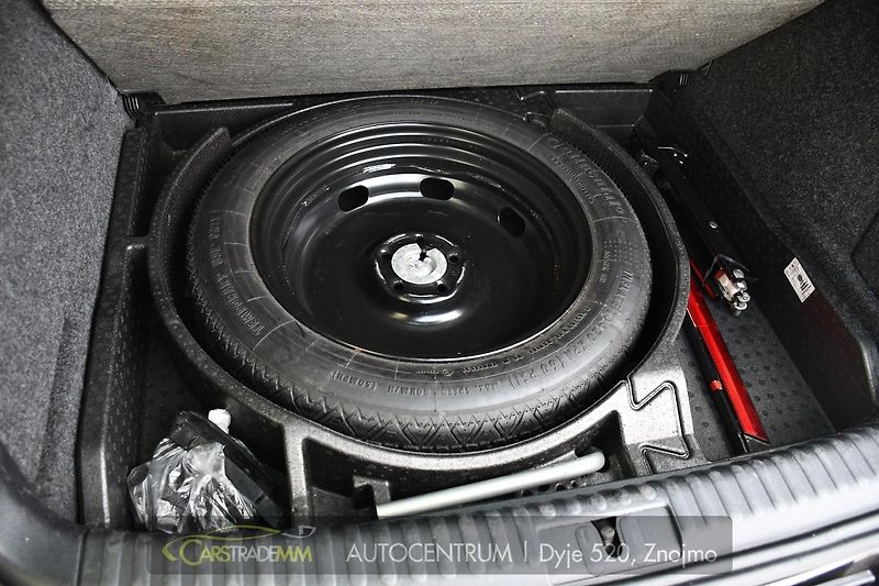 Volkswagen Tiguan 2.0TDi 103kW PANO TAŽNÉ - fotka 48 z 54