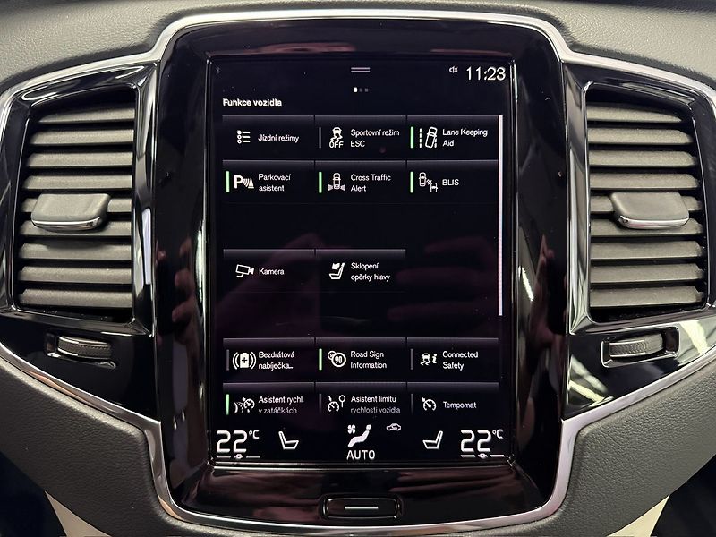 Volvo XC90 B5 AWD INSCRIPTION, HIGH BEAM, - fotka 17 z 28
