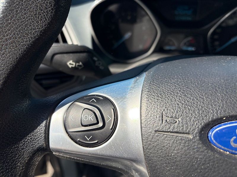 Ford C-MAX - fotka 11 z 19