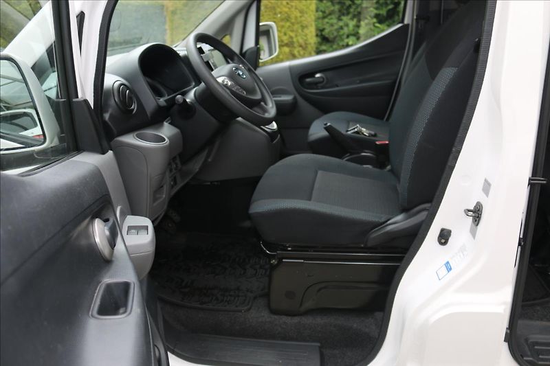 Nissan e-NV200 0,0 80KW,EL, Automat,7míst DPH - fotka 11 z 53