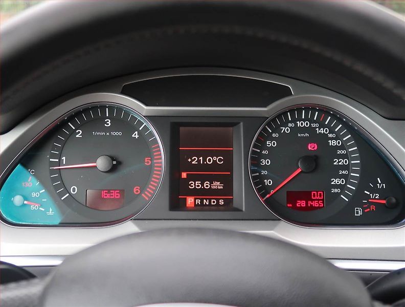 Audi A6 Allroad (2008) 2.7 TDI, 4X4, Automat, Navi - fotka 11 z 27