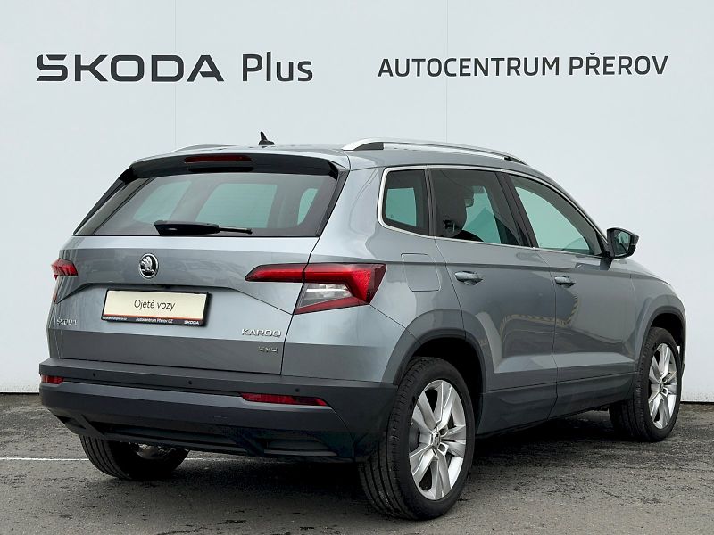 Škoda Karoq (2019) 2.0 TDI 110kW 4x4 Style ACC Si - fotka 2 z 35