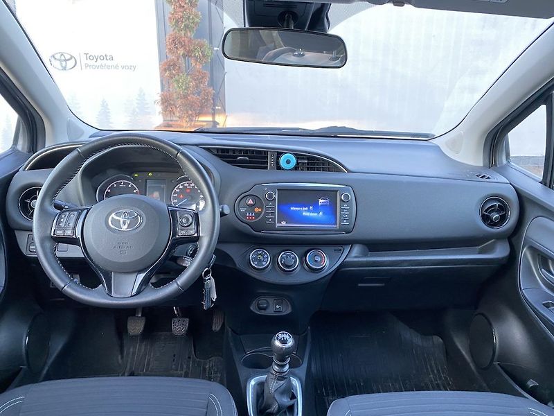 Toyota Yaris 1.5i, ČR, Trend, záruka - fotka 10 z 15
