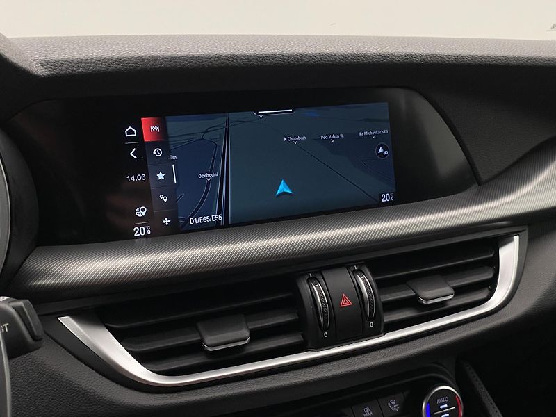 Alfa Romeo Stelvio VELOCE 2.2JTDm REZERVACE - fotka 41 z 62