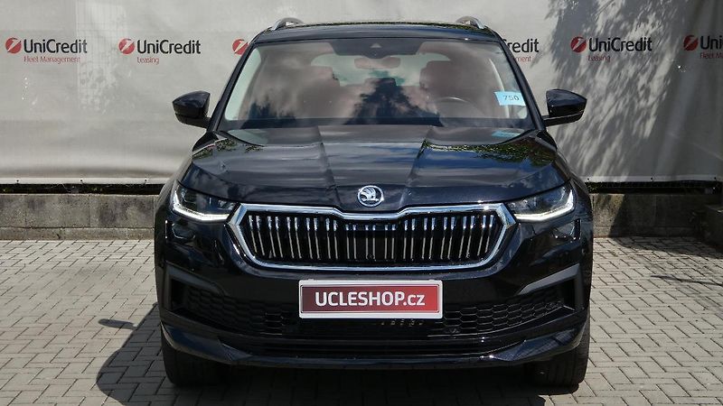 Škoda Kodiaq 2,0 TSI 140 kW L&K 4x4 DSG - fotka 2 z 26
