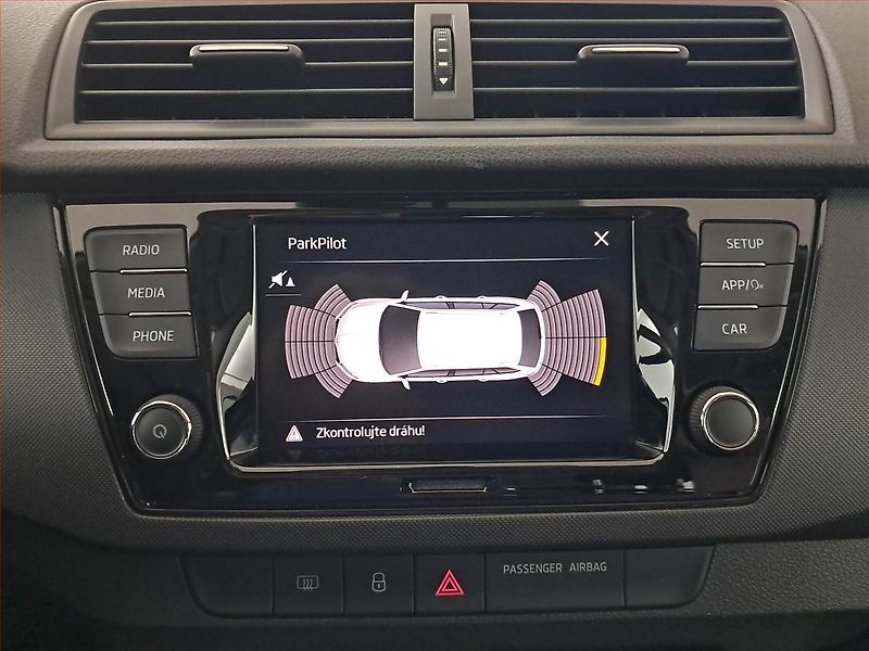 Škoda Fabia (2022) Ambition 1.0 TSI, ČR,1.maj - fotka 16 z 16