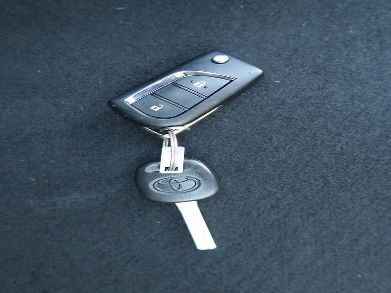 Toyota Yaris Cross (2022) Comfort Tech 1,5 Hybrid 4x4 e- - fotka 29 z 30