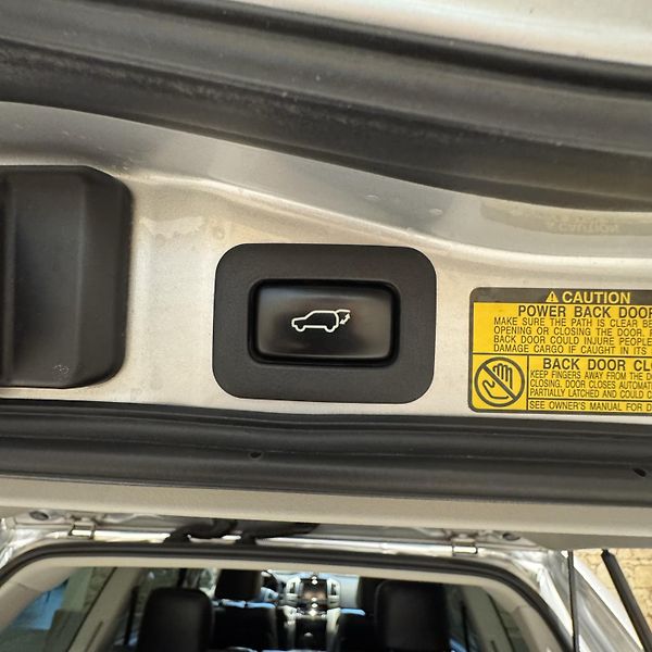 Toyota Land Cruiser (2013) - fotka 28 z 33
