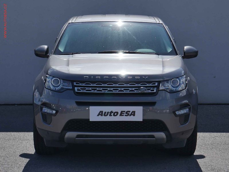 Land Rover Discovery Sport (2016) 2.0 TD4 4x4, AT, kůže, bixen - fotka 2 z 20