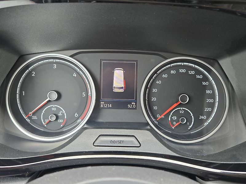 Volkswagen California 2.0 TDI DSG 4M Beach 7míst - fotka 53 z 75