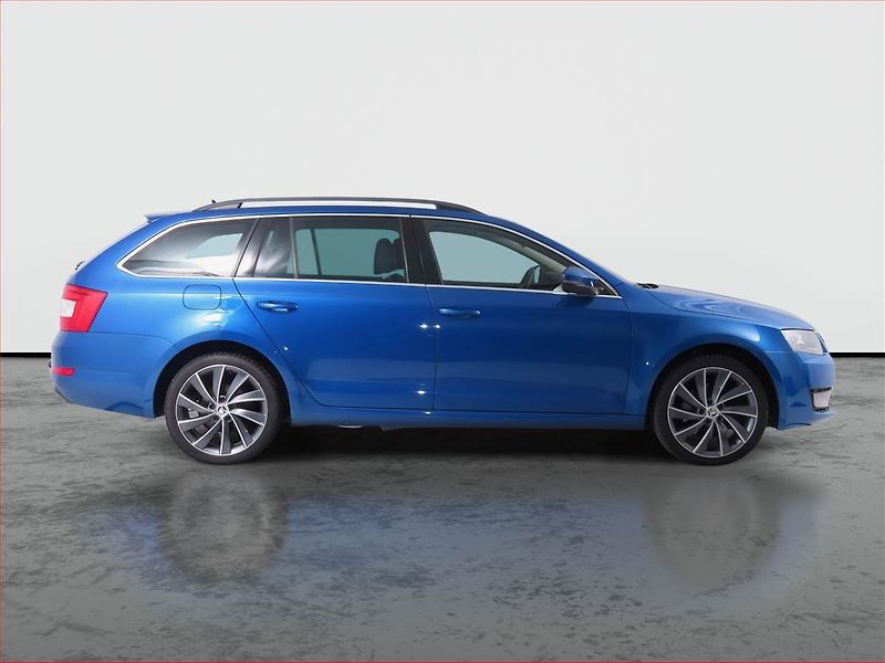 Škoda Octavia (2015) Laurin&Klement 2.0 TDI, 4X4 - fotka 6 z 20