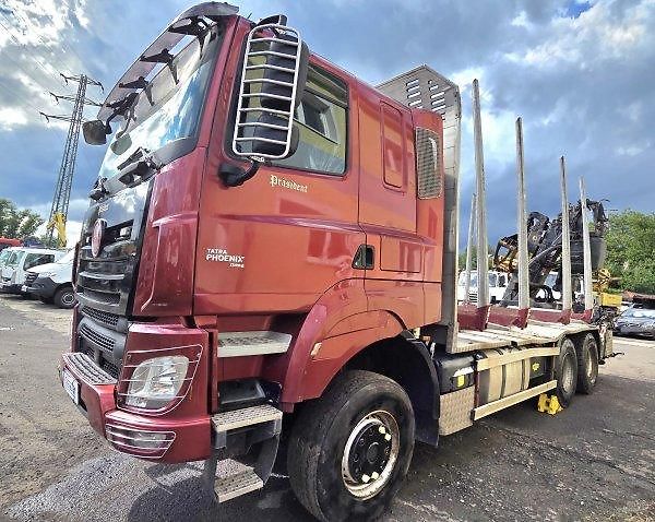 Tatra (2017) Phoenix 6x6 les 5.4m Umikov+HR - fotka 4 z 15