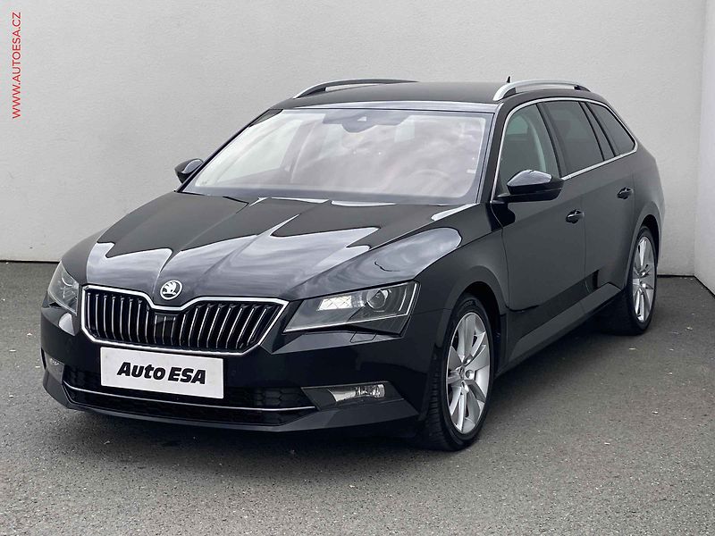 Škoda Superb (2016) 2.0 TDi, Style, DSG, bixen - fotka 3 z 19