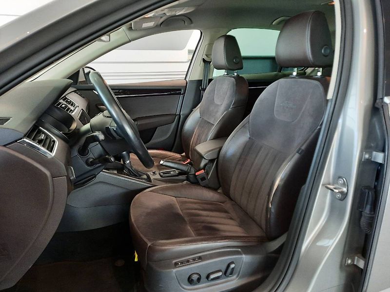 Škoda Octavia (2017) Laurin&Klement 2.0 TDI 4x4 (13 - fotka 7 z 26