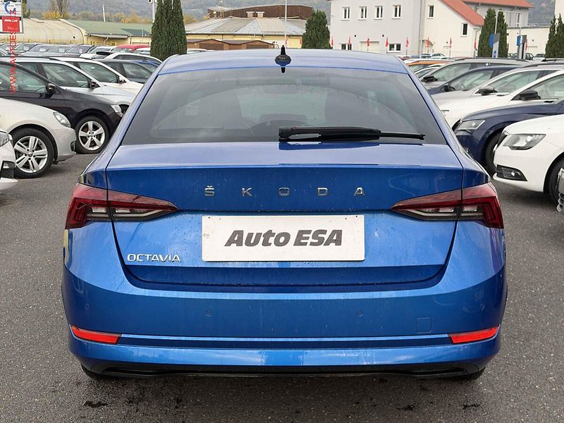 Škoda Octavia (2022) 1.5 TSi, 2.maj,ČR, Style - fotka 5 z 20