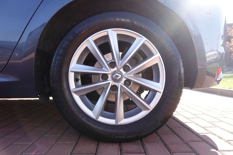 Renault Mégane 1,2TCe M/T - fotka 7 z 30