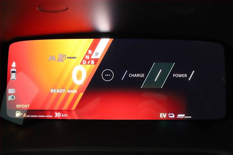 Renault Symbioz (2025) E-Tech Full Hybrid - fotka 9 z 26