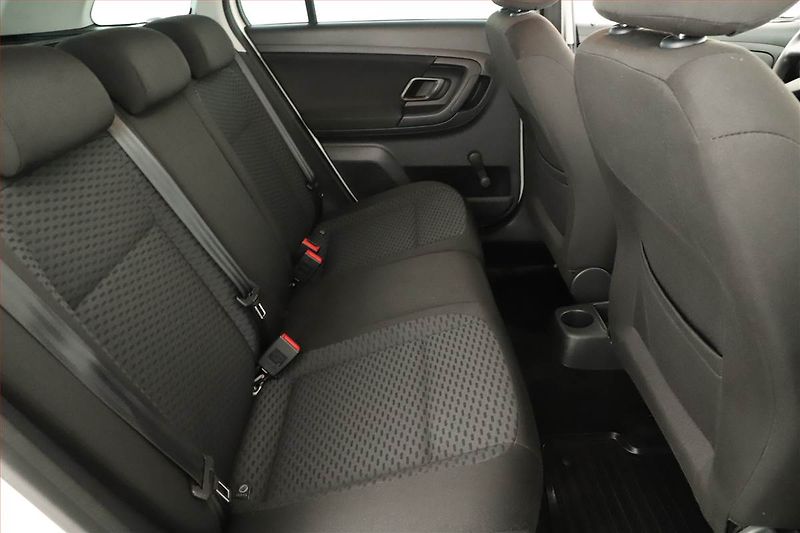 Škoda Fabia (2010) 1.6 TDI, po STK, jezdí výborně - fotka 7 z 13
