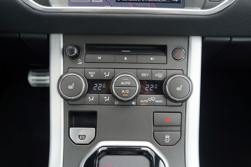 Land Rover Range Rover Evoque 2.2 TD4  R-Dynamic/AT/kůže - fotka 35 z 41