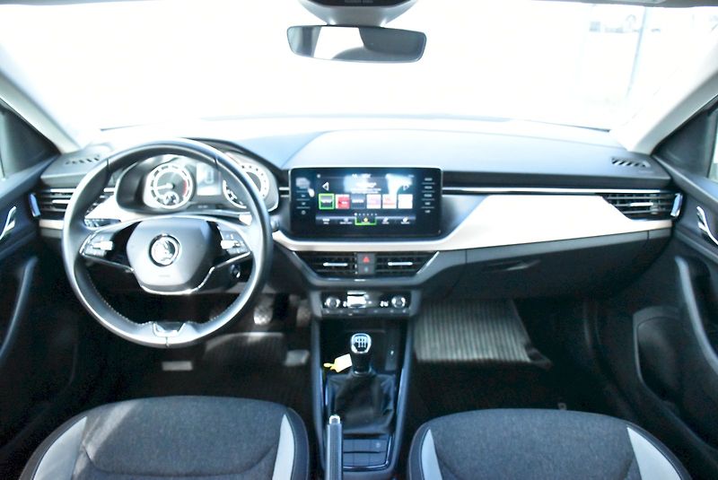 Škoda Kamiq (2022) Style 1.5 TSI 110kW - fotka 10 z 31
