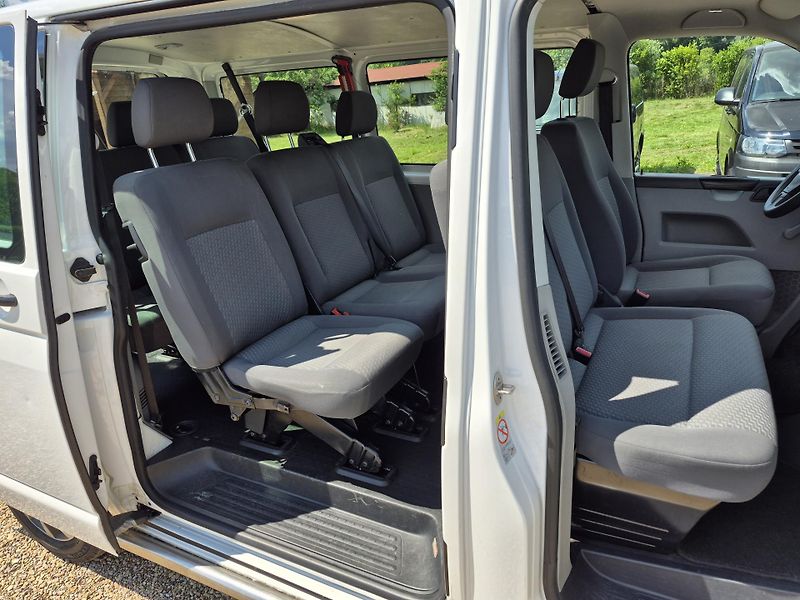 Volkswagen Transporter (2011) 2.0Tdi 9 mist klima - fotka 23 z 25
