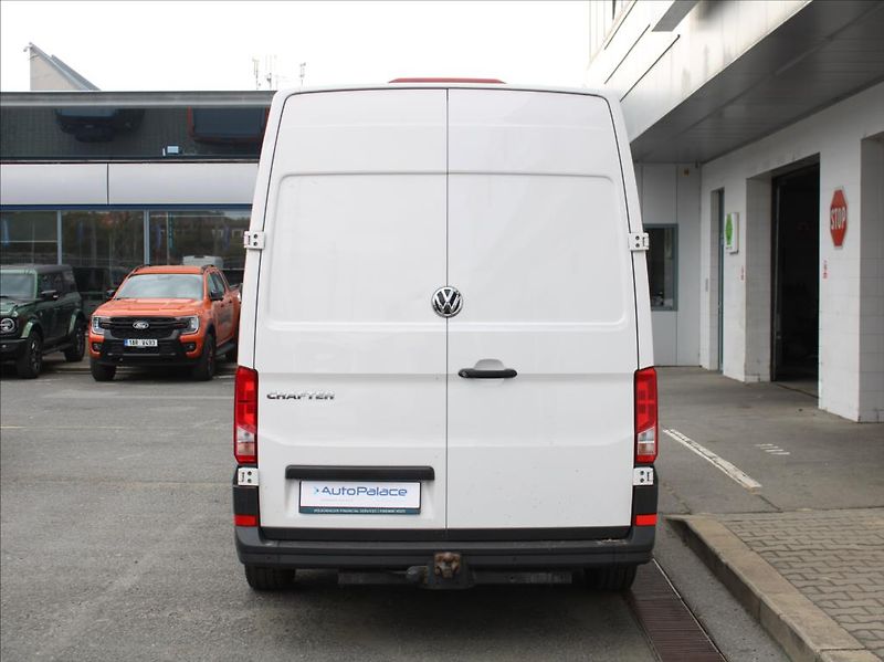 Volkswagen Crafter 2,0 TDi 35 DR 207tkm. Tažné ČR - fotka 4 z 17