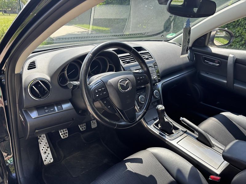 Mazda 6 2.0 Sports-Line - fotka 23 z 29