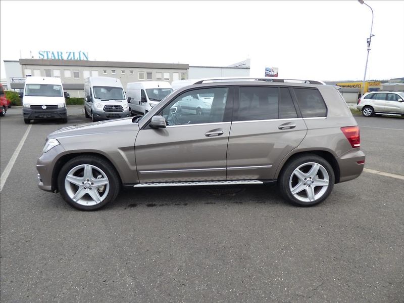 Mercedes-Benz GLK 2,1 220CDI,4Matic,AMG,7G,Bi-Xe - fotka 6 z 77