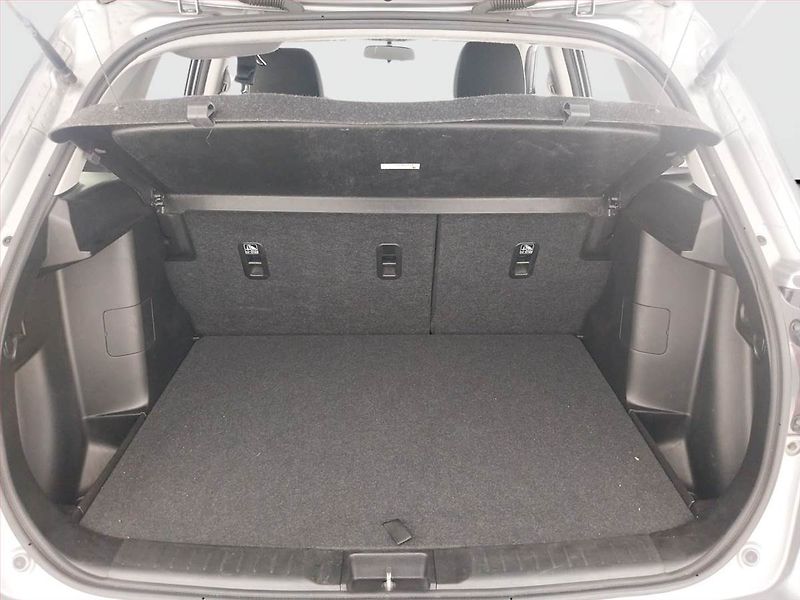 Suzuki Vitara (2019) 1.4 BoosterJet, Serv.kniha - fotka 14 z 19