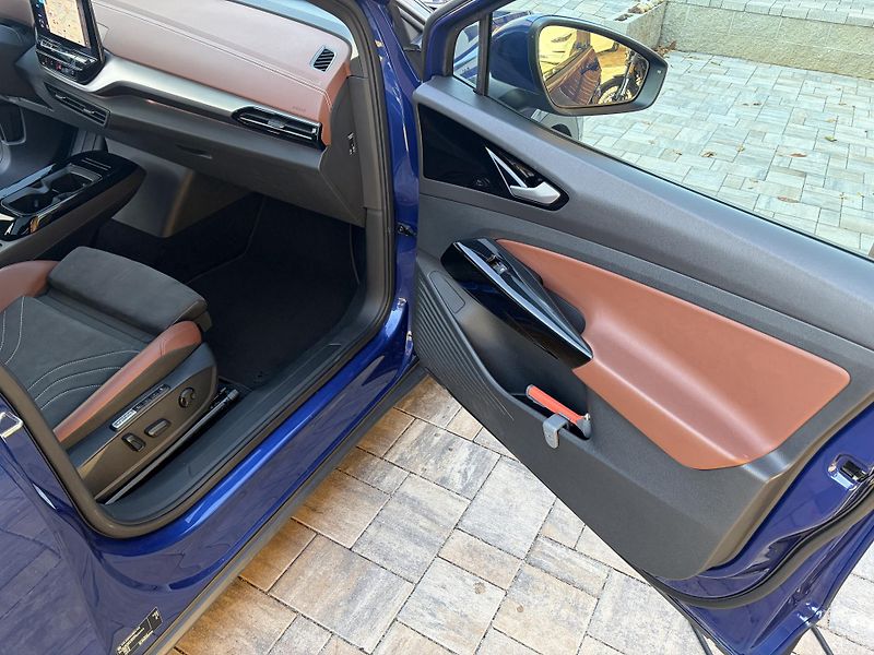 Volkswagen ID.4 (2021) PRO 77kwh, Matrix, tažné - fotka 12 z 17
