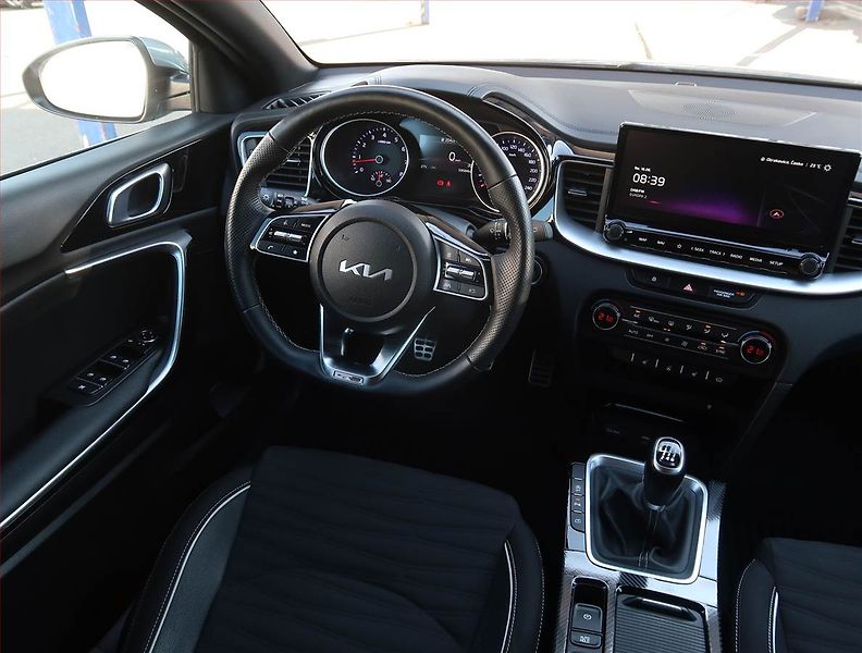 Kia Pro_Ceed (2023) GT-Line 1.5 T-GDI - fotka 7 z 23
