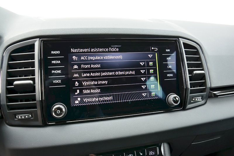 Škoda Karoq (2026) SportLine 1,5 TSI 110 kW 7 AP - fotka 11 z 22