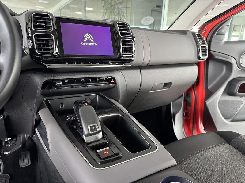 Citroën C5 Aircross 1,5BlueHDi 130 AT8*Panor*Tažné - fotka 19 z 38
