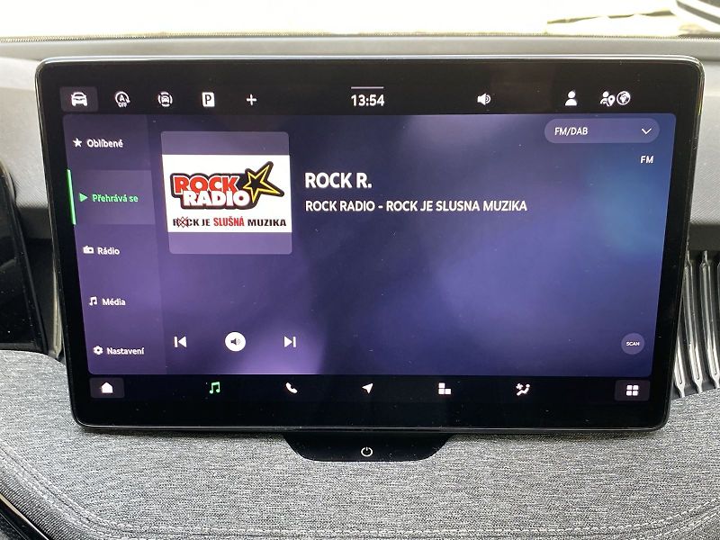 Škoda Superb (2025) Combi 1.5 TSI DSG Selection - fotka 15 z 39