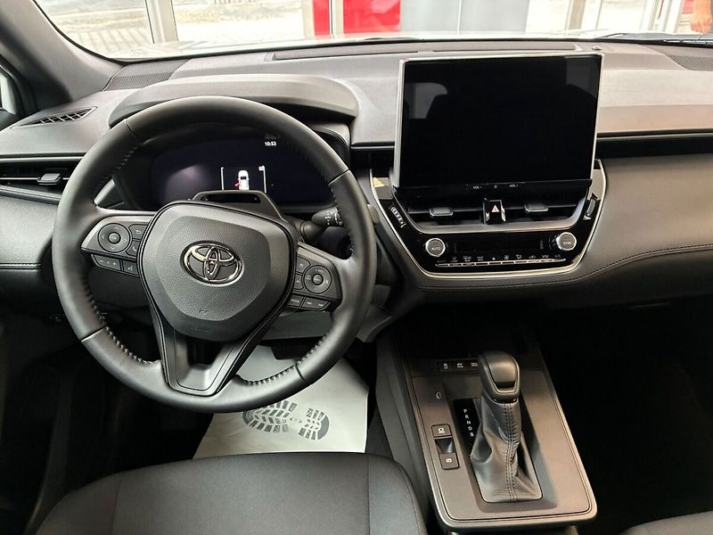 Toyota Corolla Cross Comfort 1,8 Hybrid 140 - fotka 4 z 4