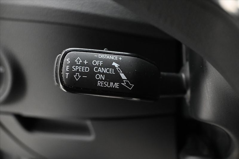 Škoda Superb 2,0 TDI 147 kW DSG Style Záruk - fotka 23 z 32