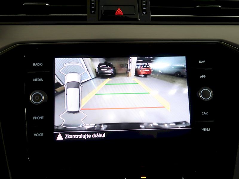 Volkswagen Passat (2023) ELEGANCE 2.0TDI 110KW DSG - fotka 30 z 40