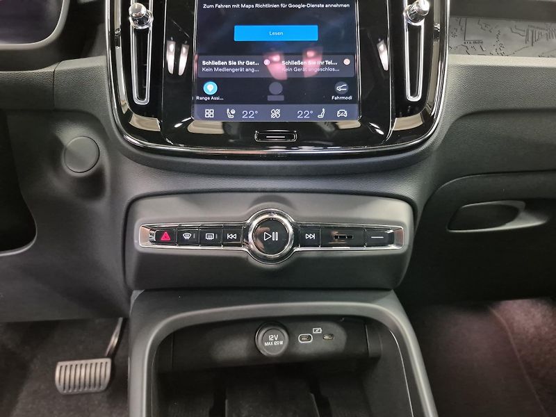 Volvo XC40 Recharge 69 kWh Ultimate - fotka 14 z 19
