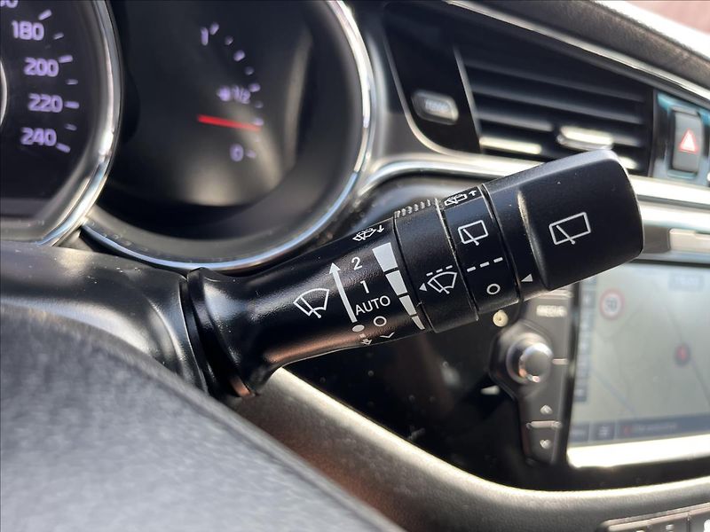 Kia Ceed 1,6 CRDi ČR KLIMA KAMERA NAVI - fotka 29 z 45